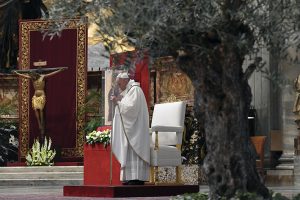 16Pasqua_papa-messa