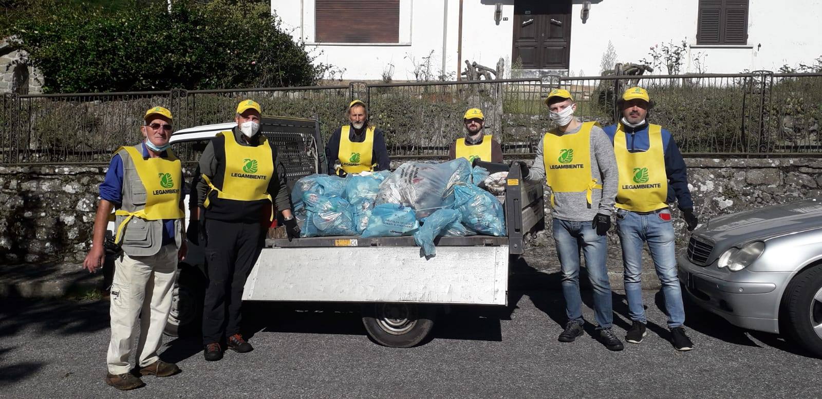 In Lunigiana si è tenuto “Puliamo il mondo” con Legambiente In Lunigiana si è tenuto “Puliamo il mondo” con Legambiente