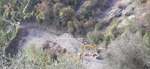 I lavori sulla strada Villecchia Parana