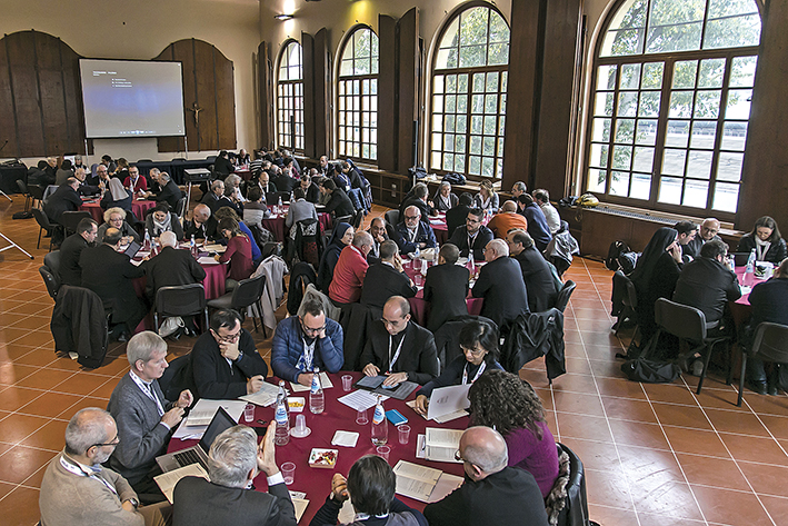 Un Convegno Ecclesiale “finito senza forza, come un ricordo” Un Convegno Ecclesiale “finito senza forza, come un ricordo”