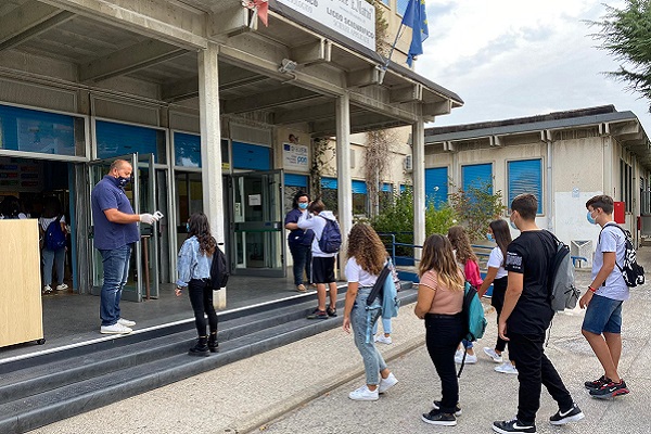 Tanta gioia e un po’ di apprensione per il rientro a scuola Tanta gioia e un po’ di apprensione per il rientro a scuola