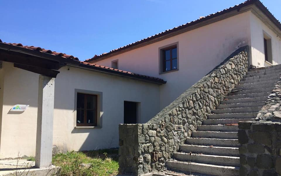 Filattiera: ripartiti i lavori al rifugio di Logarghena. Sarà la volta buona?