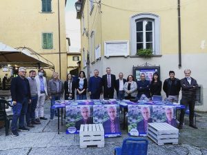 I componenti della lista "Uniti per Bagnone"