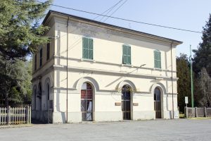 L'ex stazione di Terrarossa (foto Walter Massari)