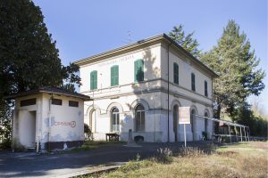 L'ex stazione di Terrarossa (foto Walter Massari)