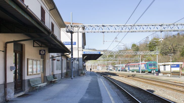 Due treni in meno per la Lunigiana, la protesta dei sindaci