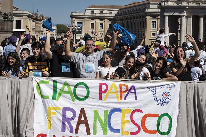 Papa Francesco agli adolescenti: “La piazza ha sofferto il digiuno, e ora è piena di voi!” Papa Francesco agli adolescenti: “La piazza ha sofferto il digiuno, e ora è piena di voi!”