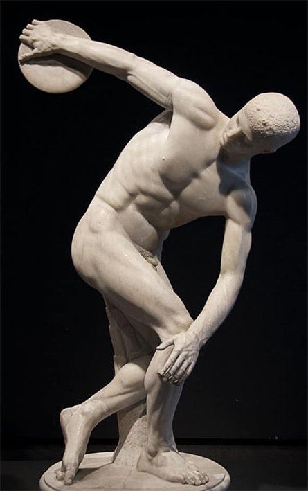 La bellezza del corpo degli atleti esaltata dall’arte in statue e vasi dipinti La bellezza del corpo degli atleti esaltata dall’arte in statue e vasi dipinti