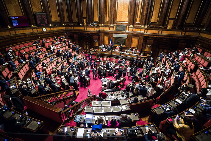 In soccorso di salari e pensioni inadeguate