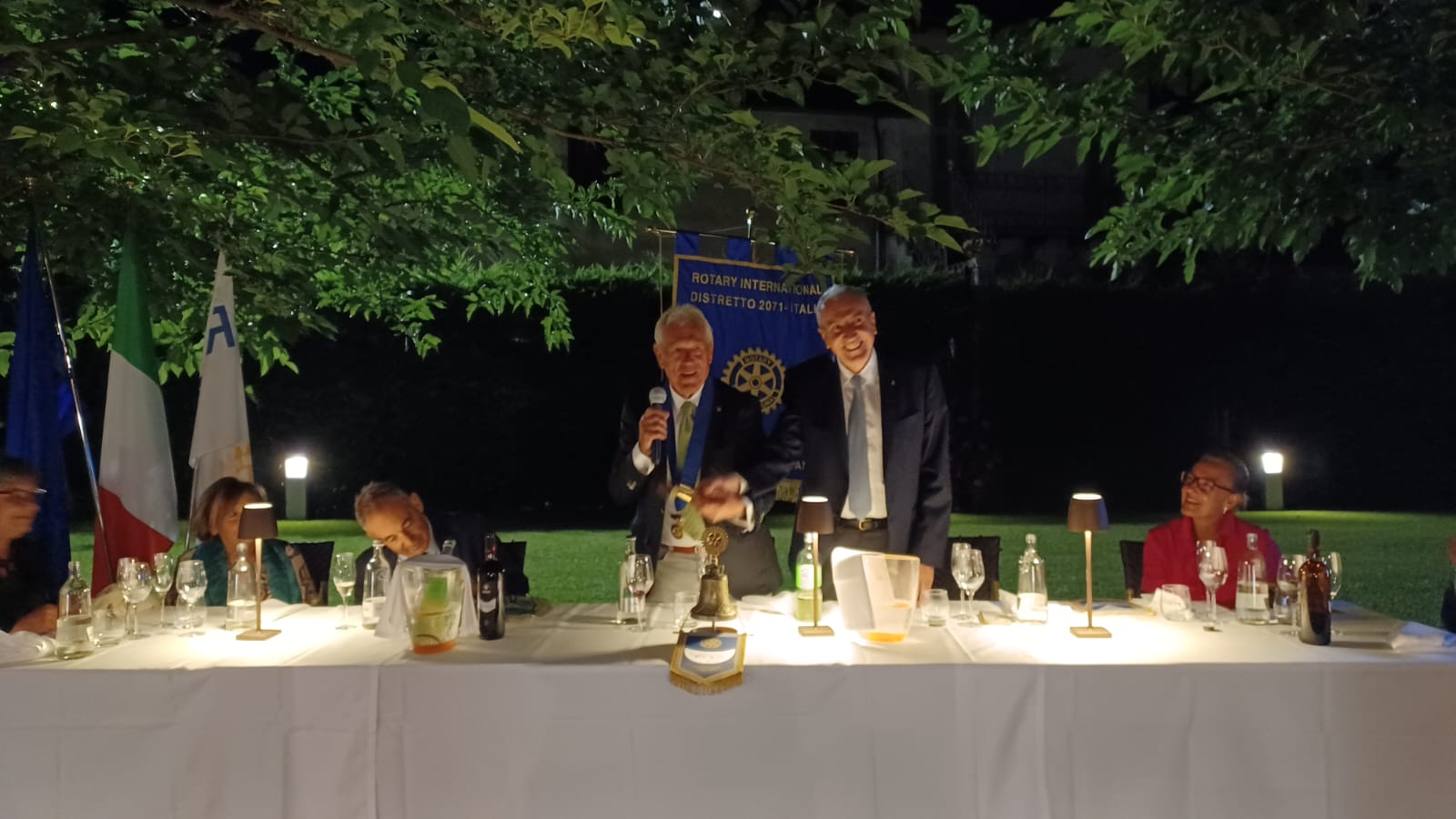 Gianni Tarantola è il nuovo presidente del Rotary Lunigiana Gianni Tarantola è il nuovo presidente del Rotary Lunigiana
