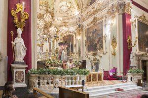 La seconda serata del triduo, con mons. Corrado Sanguineti, vescovo di Pavia. (foto Walter Massari)