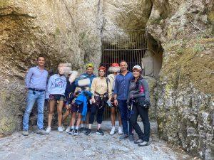 La visita alle Grotte di Equi di Naftali Bennet, ex primo ministro di Israele