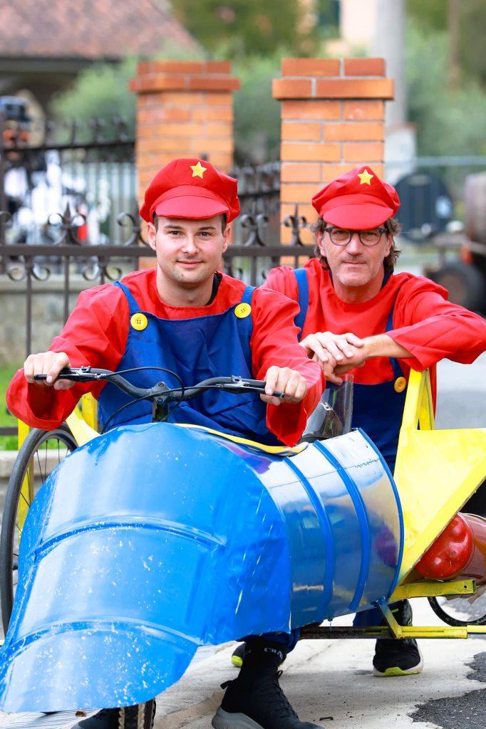 La coppia vincitrice della gara dei "Barossi". Da snistra: Simone Ferrari e Giovanni Longinotti (Foto Lunigiana World)