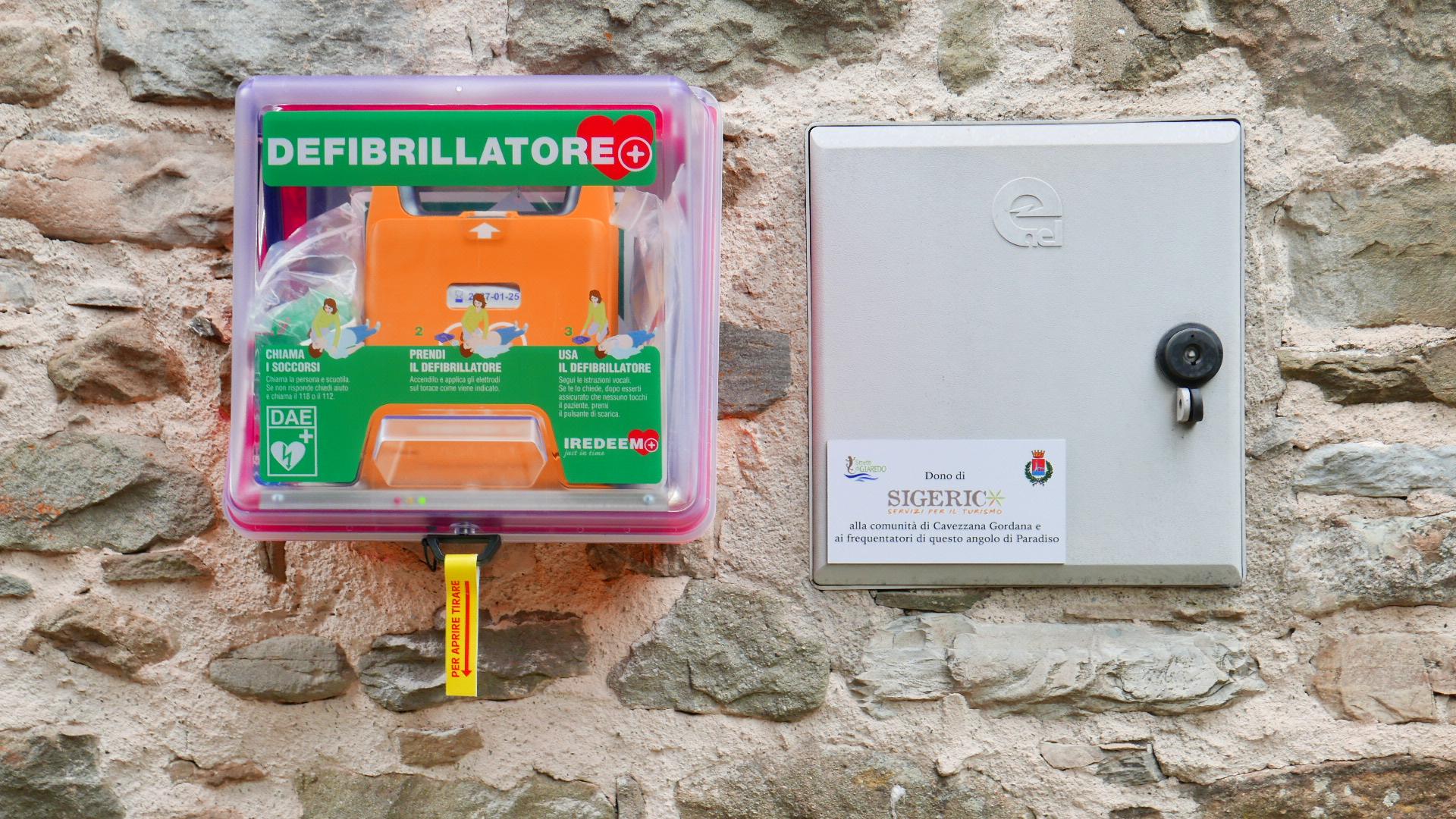 Un defibrillatore per la comunità di Cavezzana Gordana