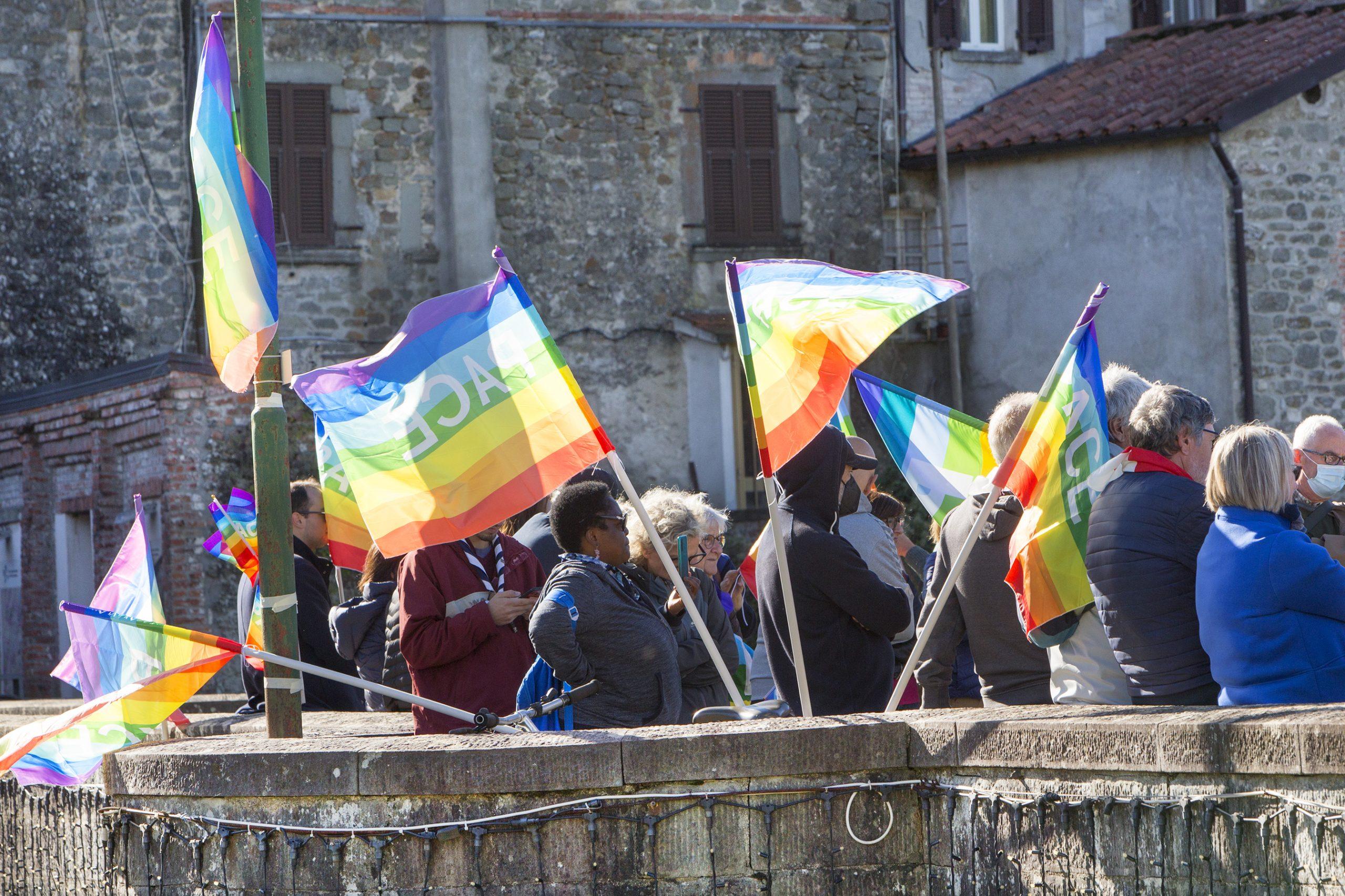 A Villafranca un coro di  persone: “Uniti per la Pace”