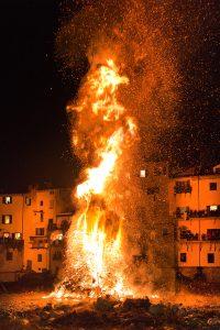 Falò San Nicolò 2023 (foto Walter Massari)
