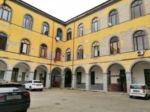 Il cortile interno del palazzo in Via Mazzini