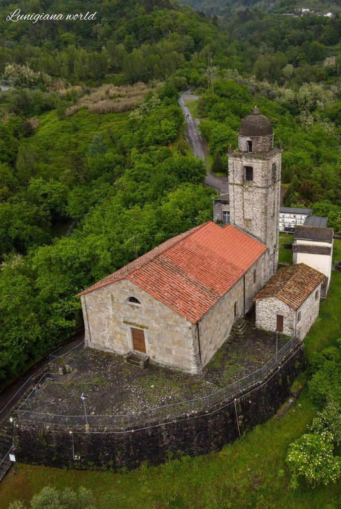 Un’immagine della Pieve di Montedivalli (foto Lunigiana World)
