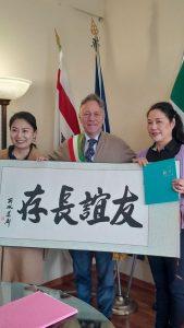 L'incontro della delegazione cinese, con il sindaco di Aulla, Roberto Valettini