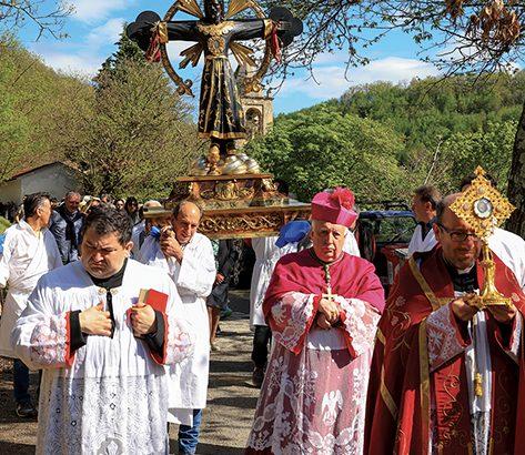 Bagnone e Dobbiana unite nella devozione  alla Santa Croce