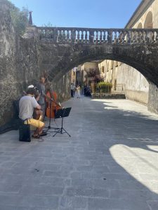 L'inaugurazione della pavimentazione a Monzone