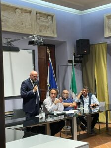 Il tavolo della presidenza