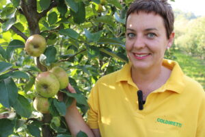 Annalisa Mori, una delle giovani imprenditrici agricole che ha permesso il rilancio della mela rotella