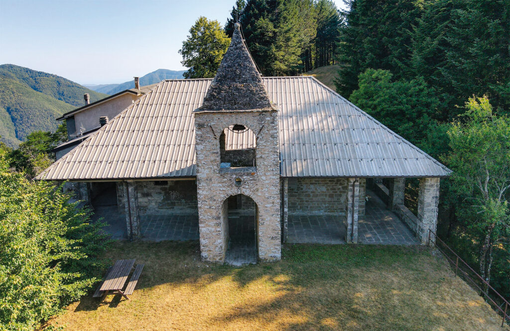 Il Santuario della Madonna del Monte (Foto Lunigiana World)