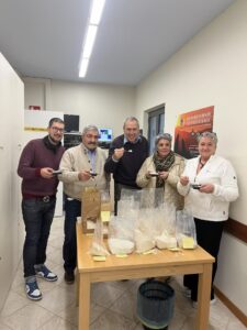 La giuria dl contest Giuria "Dolce e Farina": Mario Giannarelli,  Giuseppe Mignani,  Francesca Nobili e Doris Corsini