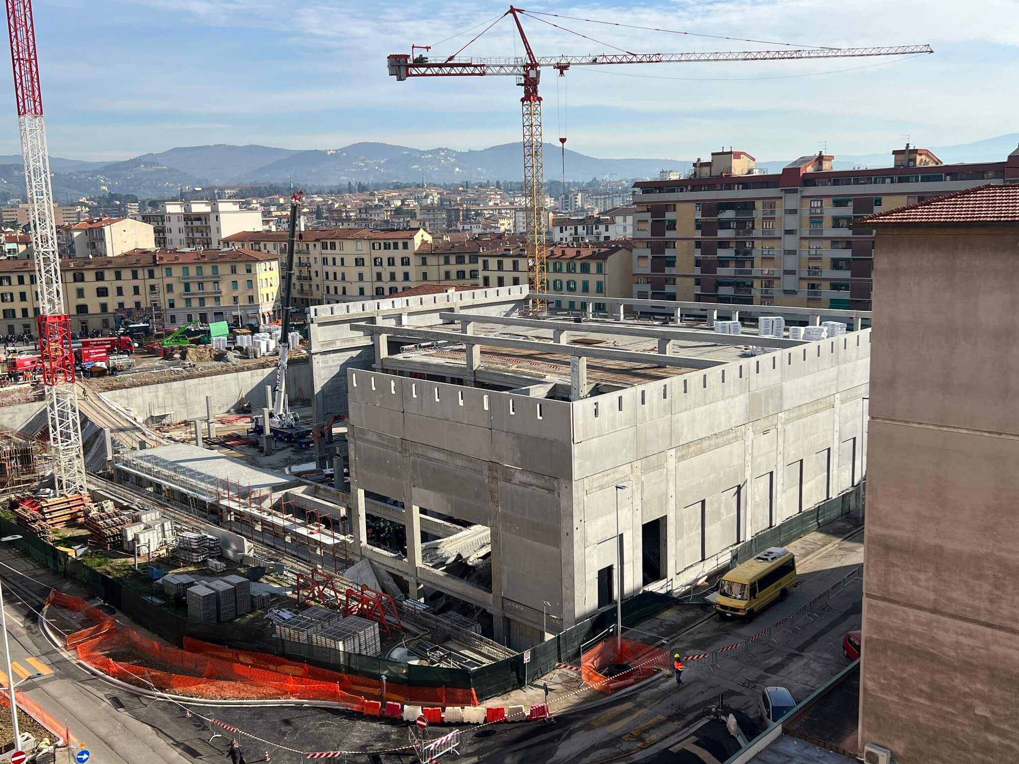 I morti nel cantiere dell’Esselunga. L’uomo viene prima del profitto I morti nel cantiere dell’Esselunga. L’uomo viene prima del profitto