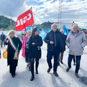 Un momento della manifestazione a Carrara