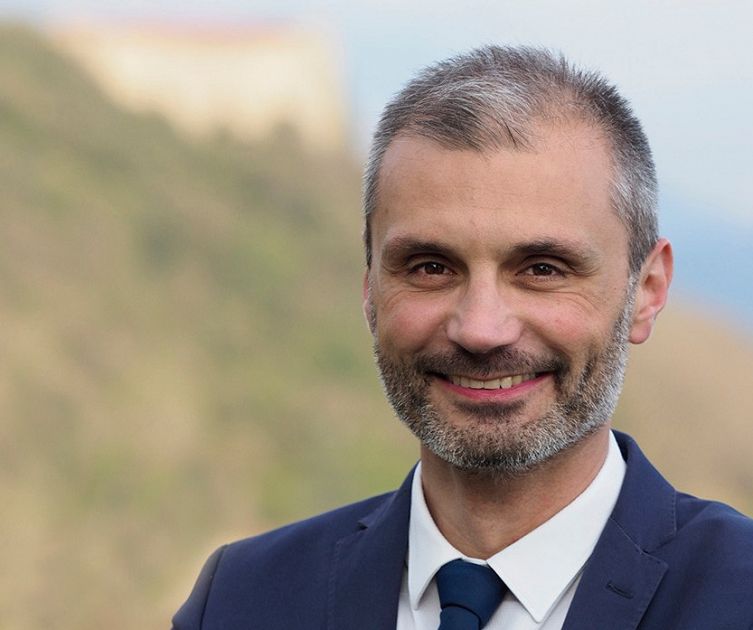 Comunali: ultimi colpi di scena prima della presentazione delle liste Comunali: ultimi colpi di scena prima della presentazione delle liste