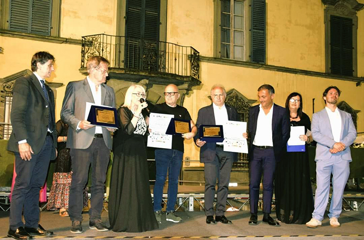 Assegnato a Pontremoli il Premio La via dei libri Assegnato a Pontremoli il Premio La via dei libri