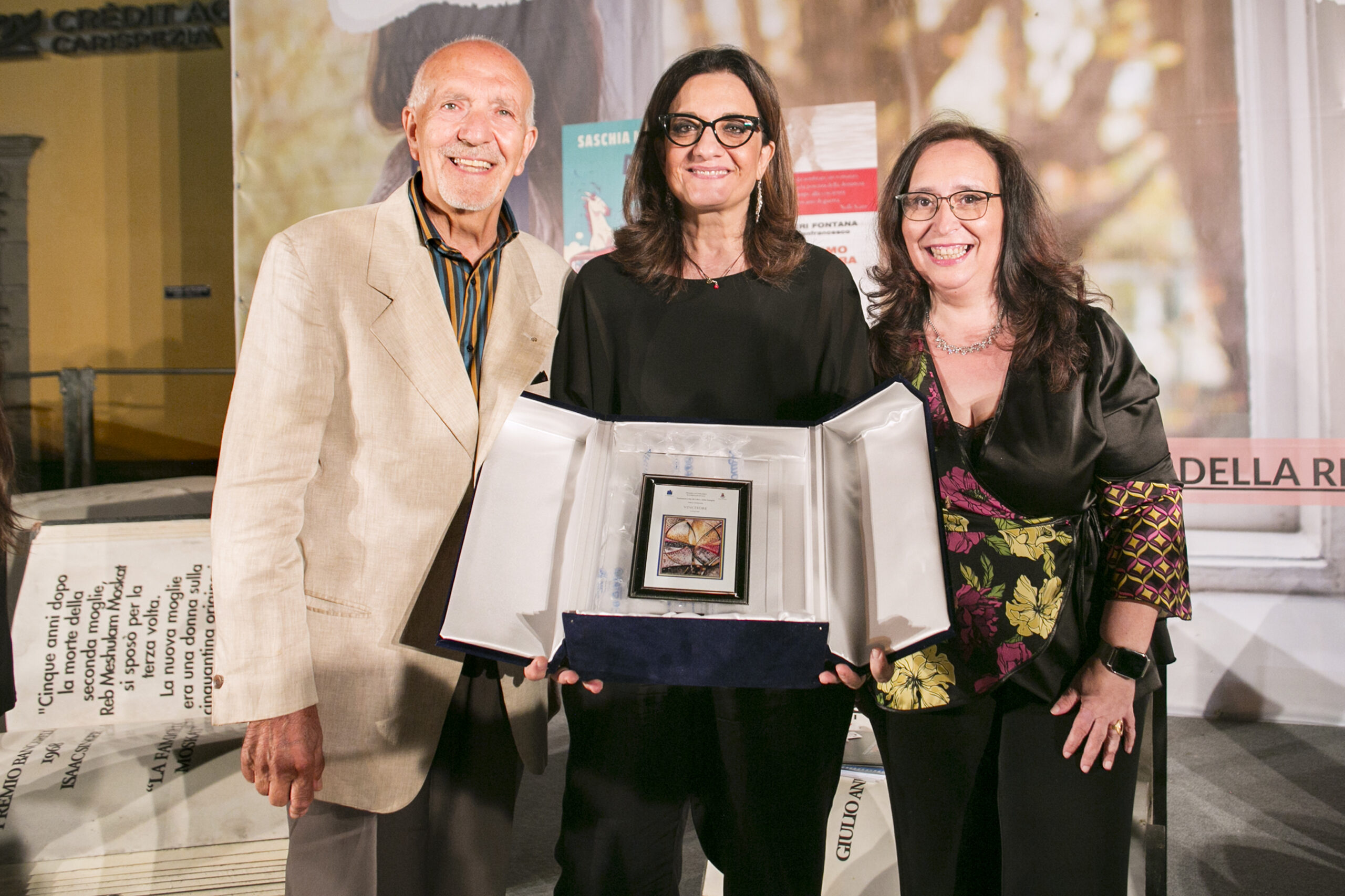 “Ciatuzzu” vince il “Premio Città del Libro e della Famiglia” “Ciatuzzu” vince il “Premio Città del Libro e della Famiglia”