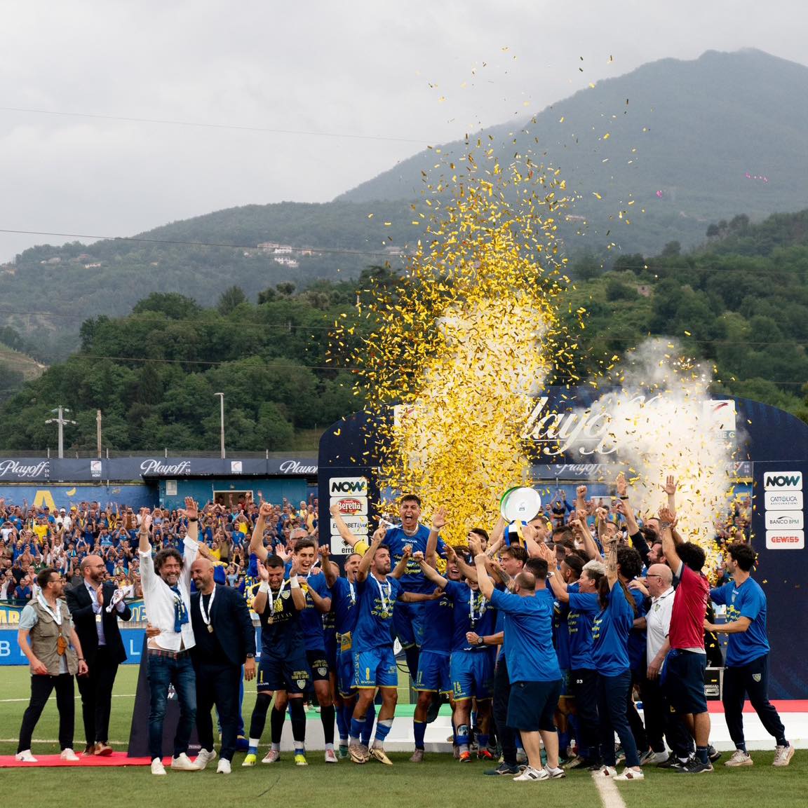 Carrarese: dopo 76 anni si realizza il sogno del ritorno in serie B