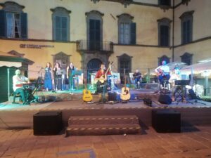 Un momento del concerto "Schiavo canta De Andrè"