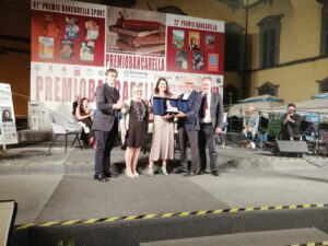 La premiazione di Aurora Tamigio, vincitrice del 72° Premio Bancarella
