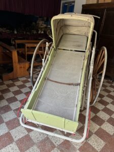 La lettiga di Vignola recentemente restaurata