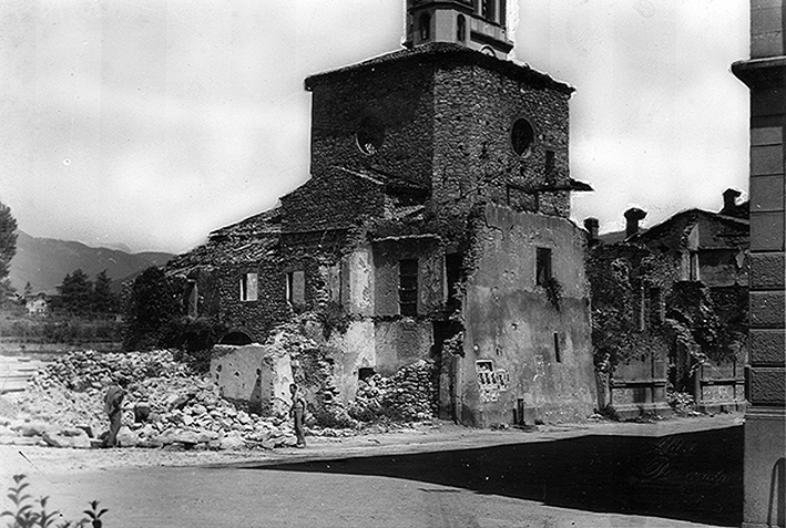 Quando i bombardamenti colpiscono le chiese Quando i bombardamenti colpiscono le chiese