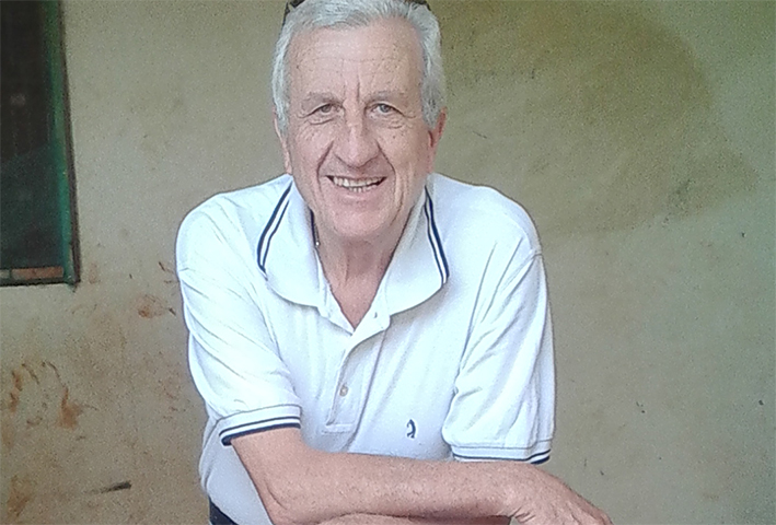 Una scuola mestieri per i giovani del Camerun Una scuola mestieri per i giovani del Camerun