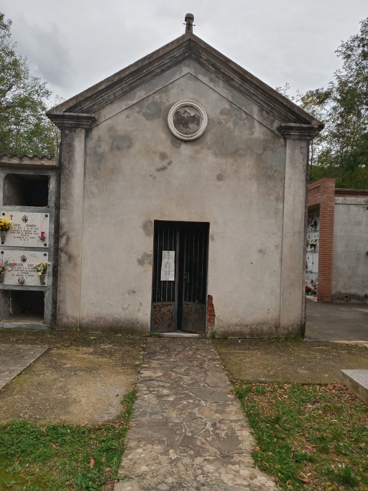 Lavori di migliorie per il cimitero di Vico