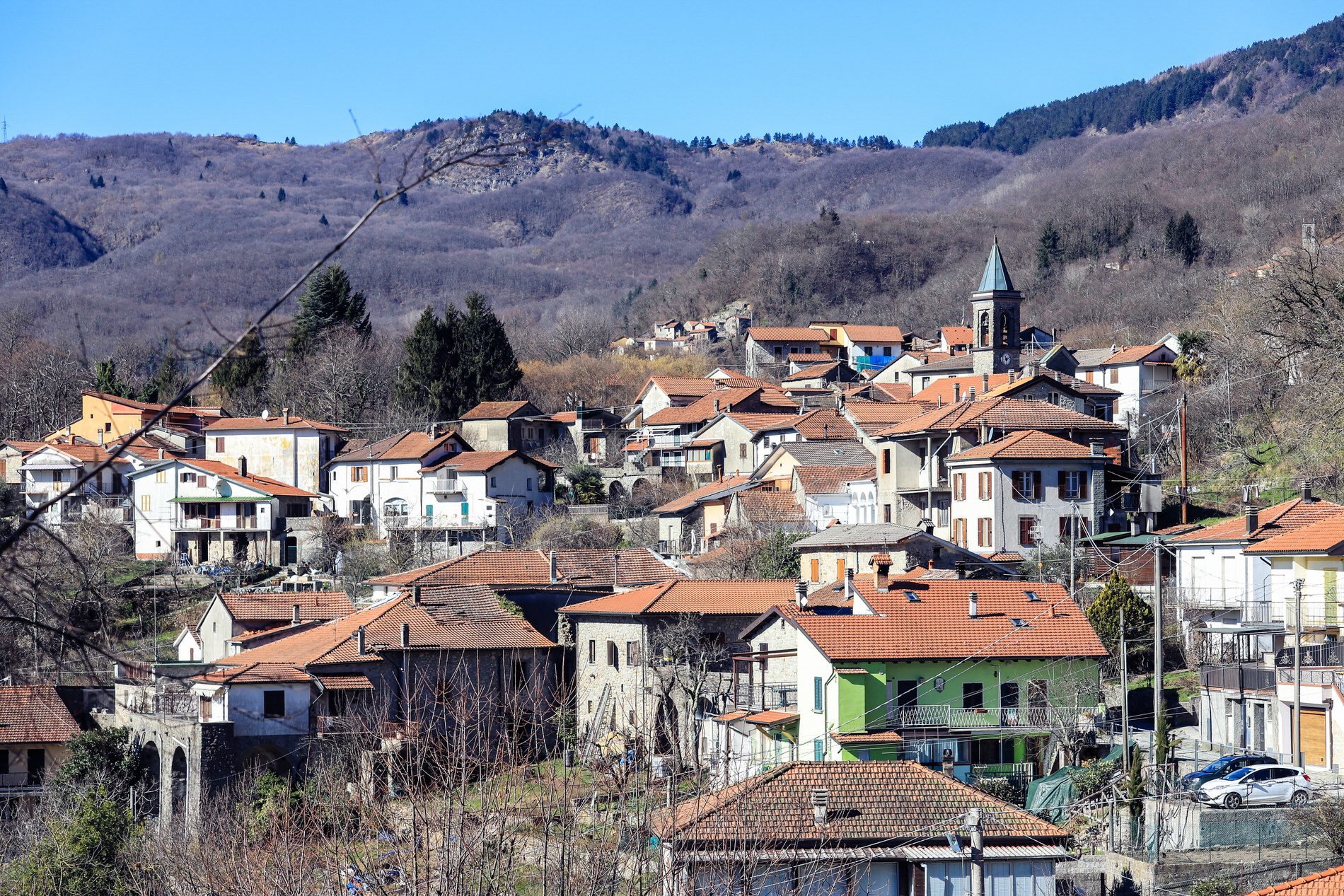 Se manca l’energia elettrica Guinadi non può comunicare col resto del mondo Se manca l’energia elettrica Guinadi non può comunicare col resto del mondo