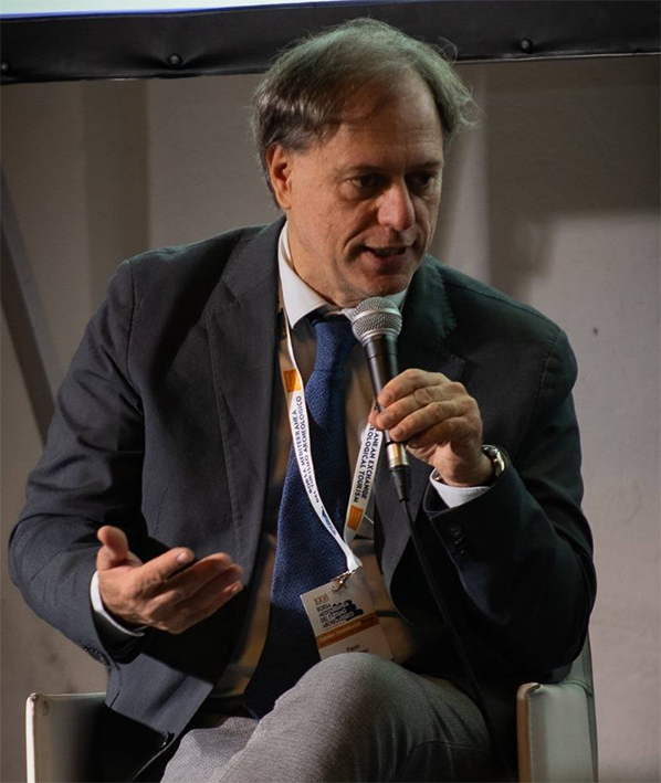 Ad Aulla conferenza di Paolo Giulierini, già direttore del Museo Archeologico di Napoli Ad Aulla conferenza di Paolo Giulierini, già direttore del Museo Archeologico di Napoli