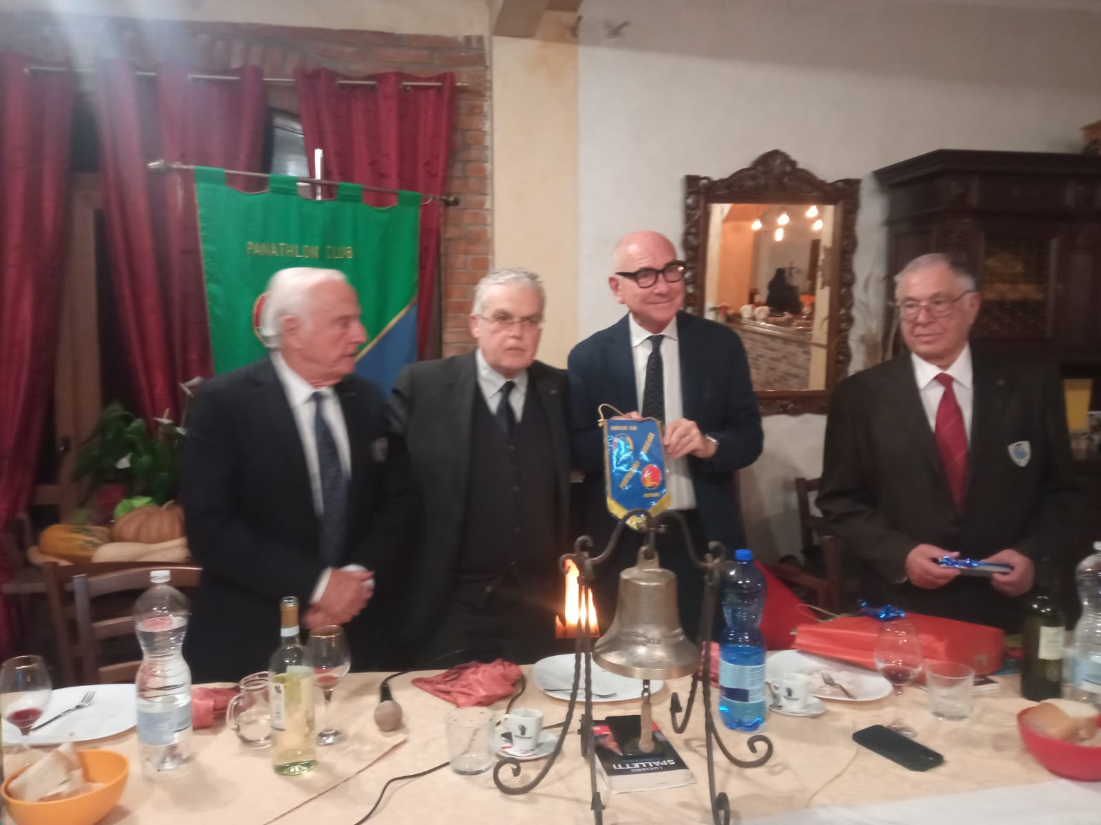 Panathlon: incontro con il giornalista sportivo Enzo Bucchioni Panathlon: incontro con il giornalista sportivo Enzo Bucchioni