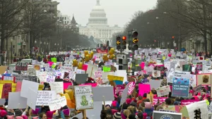 La manifestazione contro Trump a Washington