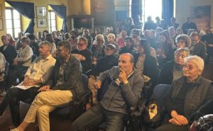 Il pubblico presente all'incontro di Mulazzo