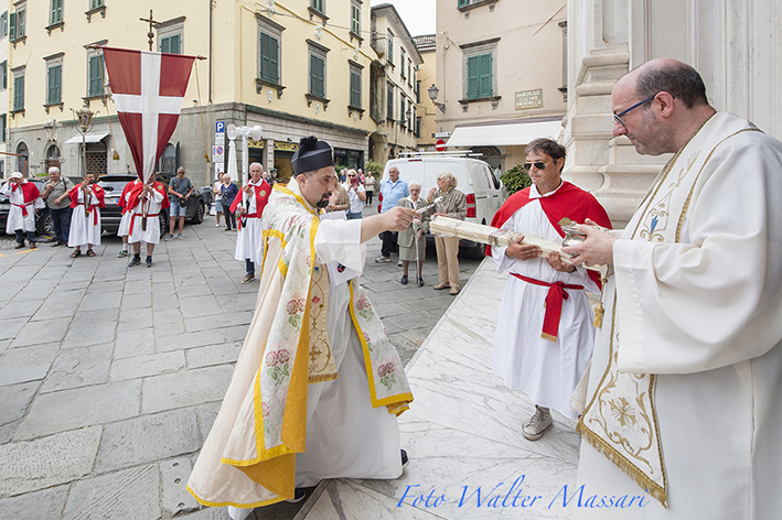 I fedeli di Vignola, Casa Corvi e Bassone pellegrini nel giorno di San Giovanni I fedeli di Vignola, Casa Corvi e Bassone pellegrini nel giorno di San Giovanni