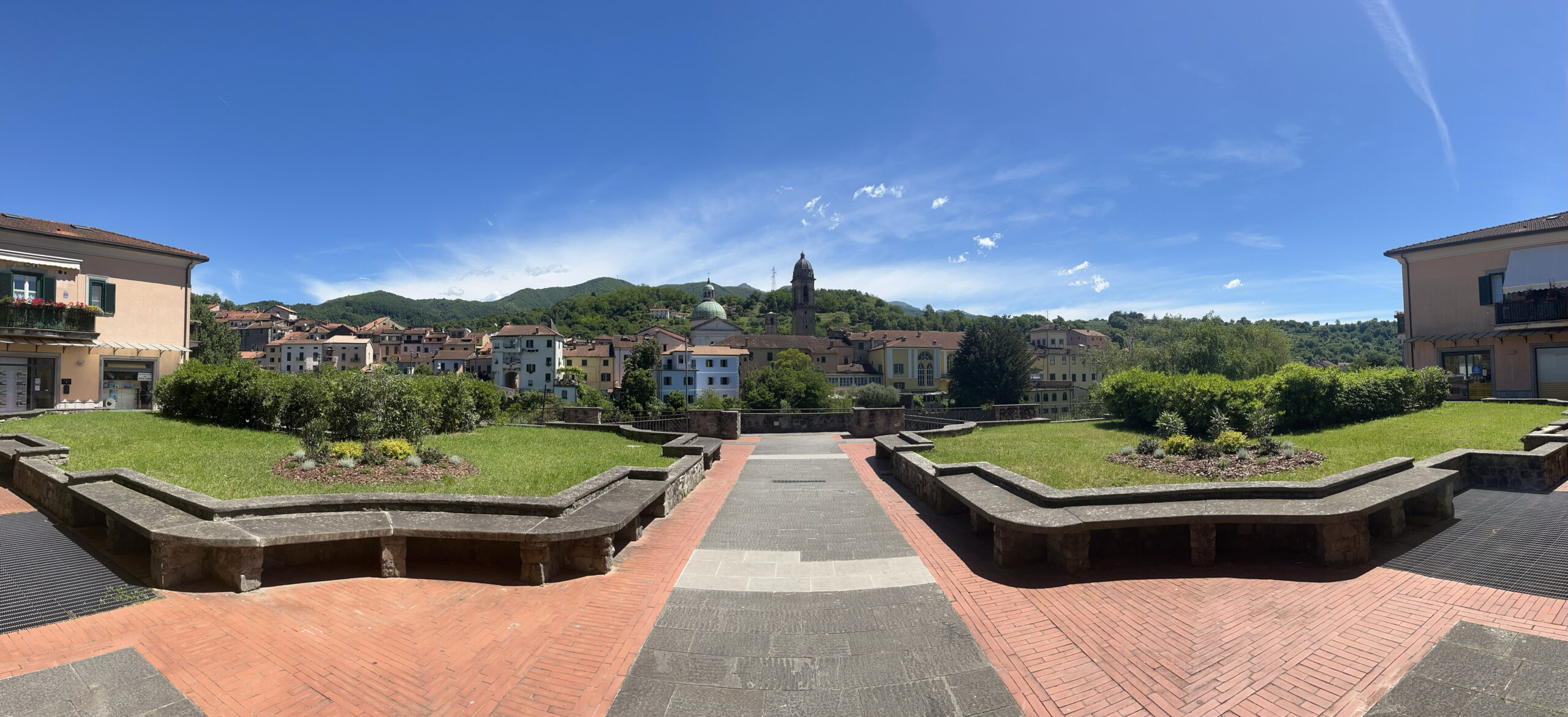 Un’area verde di Pontremoli rinasce grazie all’impegno di un’azienda locale