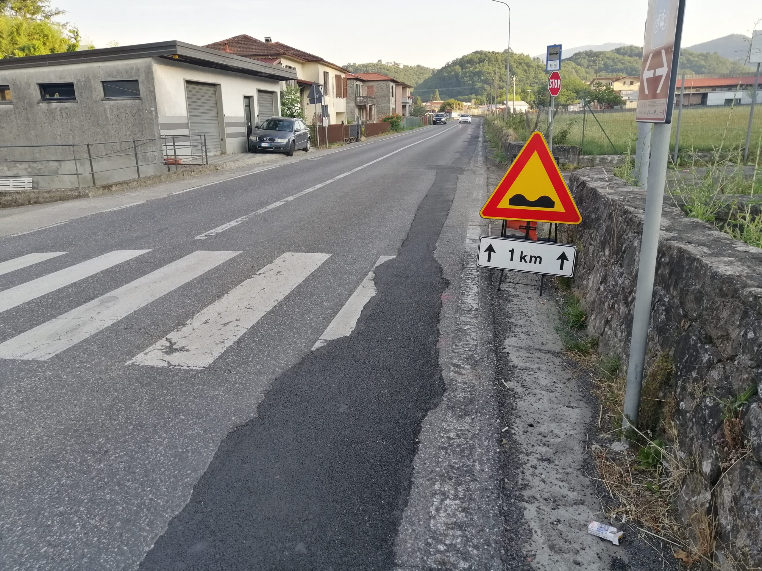 Disagi alla viabilità in Lunigiana per la posa della fibra ottica