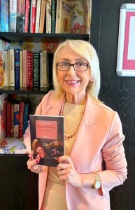 La scrittrice aullese Marina Pratici